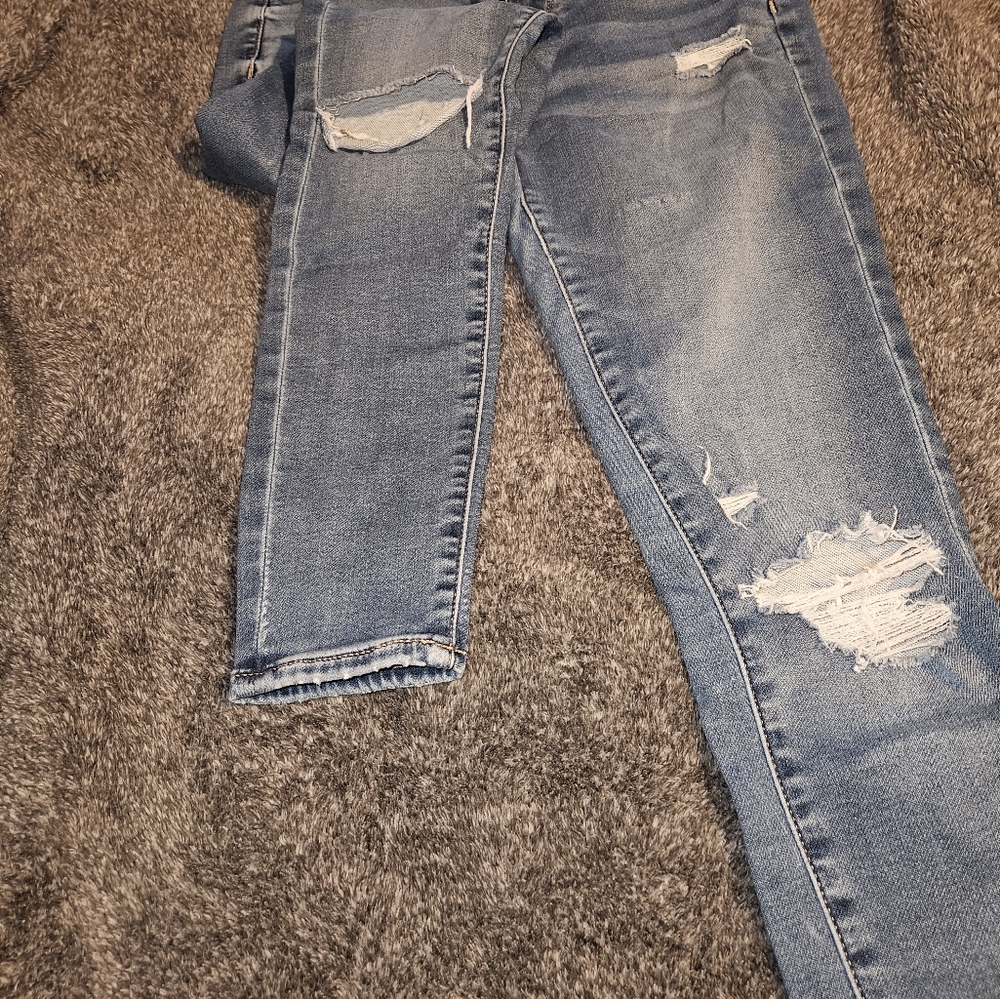 American Eagle destructed jegging next level stretch size 8 regular